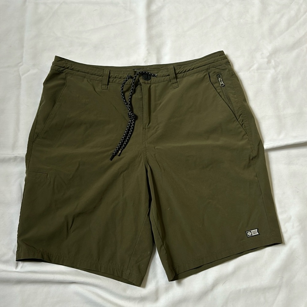 Men’s Salty Crew Hybrid Shorts